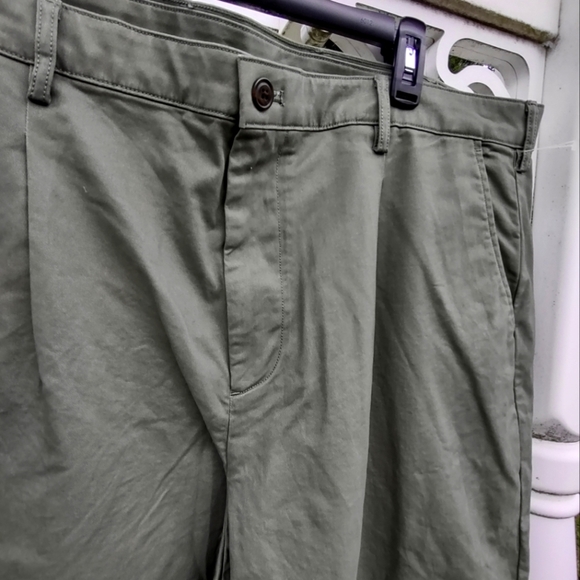 GAP, Green Khakis, 42, NWOT - Picture 4 of 8